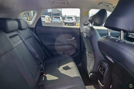 2025 Hyundai KONA SX2.V2 Premium SUV image 10