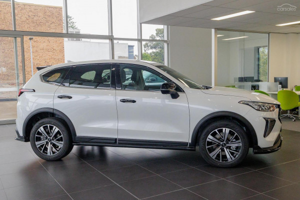 2025 GWM Haval Jolion A02 Lux Hybrid SUV
