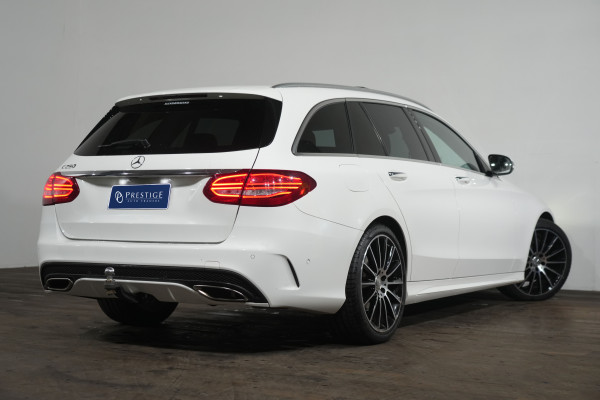 2016 Mercedes-Benz C-Class C250 SUV Image 7