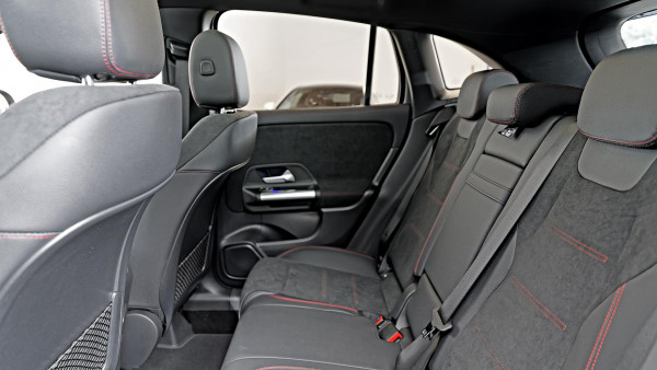 2026 Mercedes-Benz GLA-Class H247 GLA200 SUV image 9
