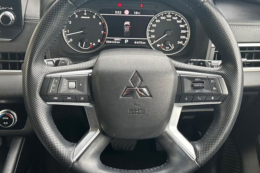 2021 MY22 Mitsubishi Outlander ZM LS SUV Image 16