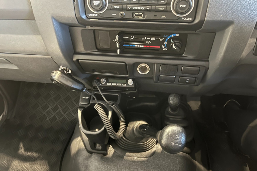 2017 Toyota LandCruiser VDJ79R WorkMate Cab Chassis Image 9