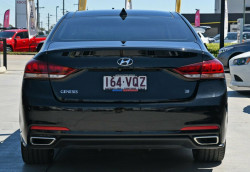 2014 Hyundai Genesis DH Ultimate Pack Sedan