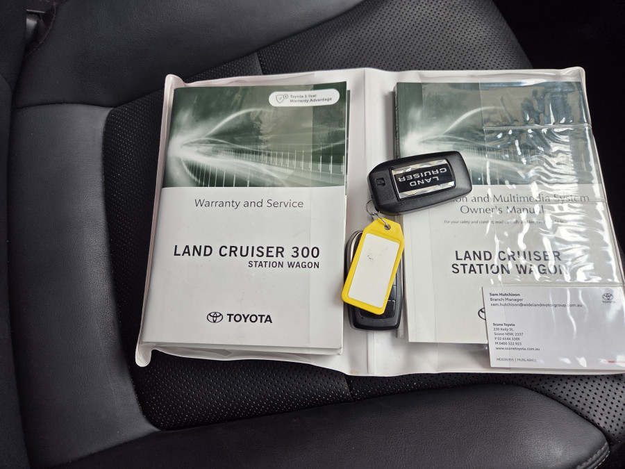 2024 Toyota LandCruiser FJA300R VX SUV Image 31