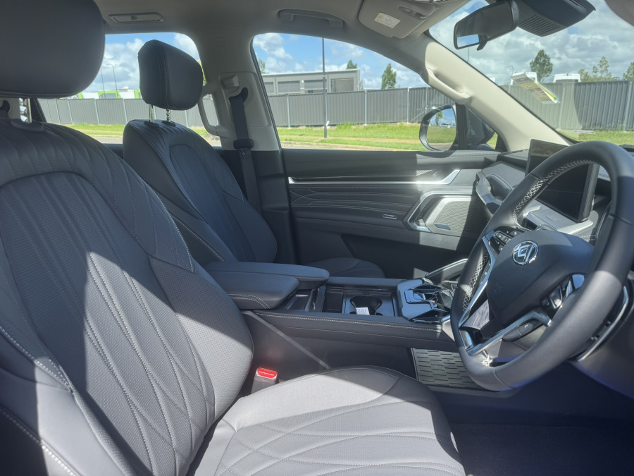 2026 MY25 LDV D90 Mode Wagon Image 9