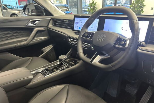 2025 MG HS MGNHS1.5DCTESSE25 Essence SUV