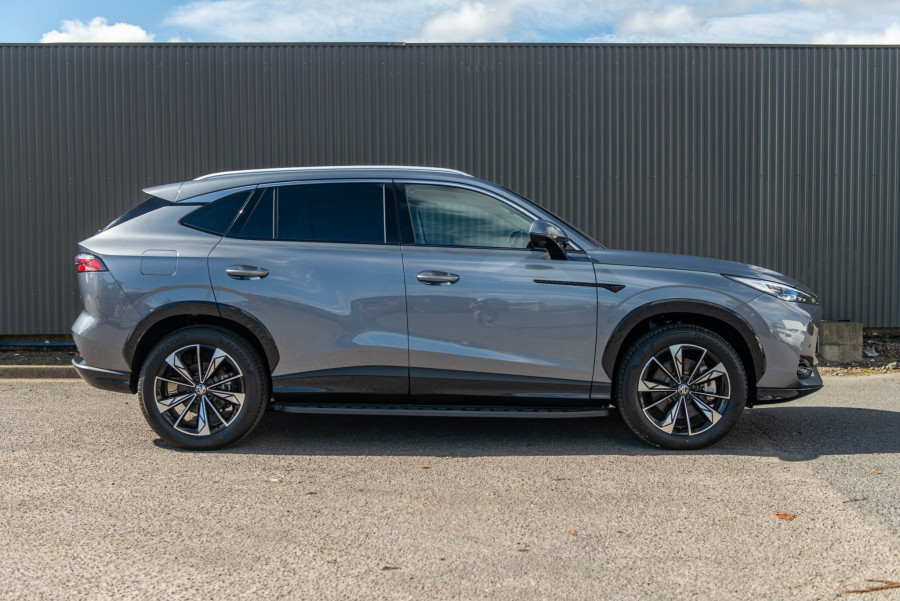 2026 MG HS Super Hybrid Essence SUV Image 7