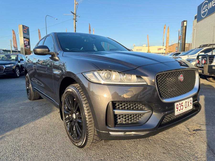 2016 MY17 Jaguar F-PACE X761 20d R-Sport SUV Image 6