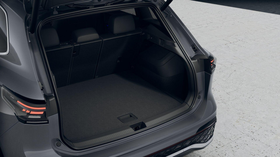 2026 Volkswagen Tiguan CT 195TSI R-Line SUV Image 8