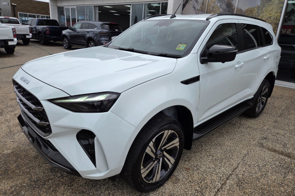 2026 Isuzu MU-X RJ LS-T SUV Image 7