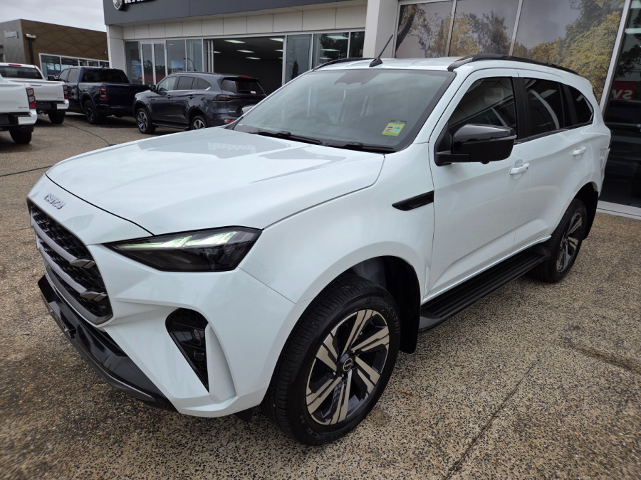 2026 Isuzu MU-X RJ LS-T SUV Image 7