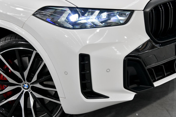 2024 BMW X5 G05 LCI M60i SUV image 29