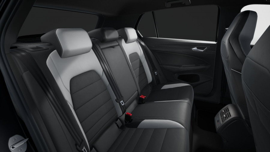 2025 Volkswagen Golf 8.5 110TSI R-Line Hatch Image 10