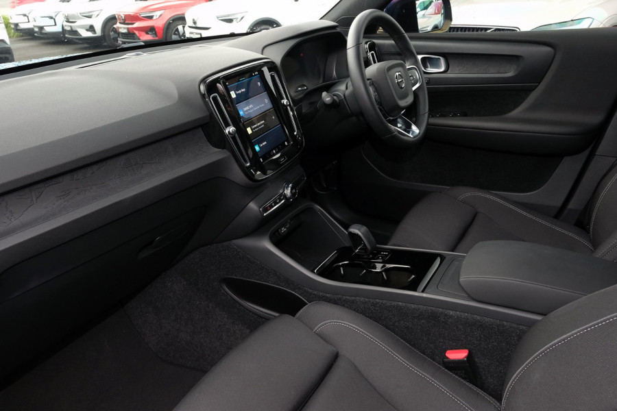2023 Volvo XC40 XZ Recharge Twin Pure Electric SUV Image 8