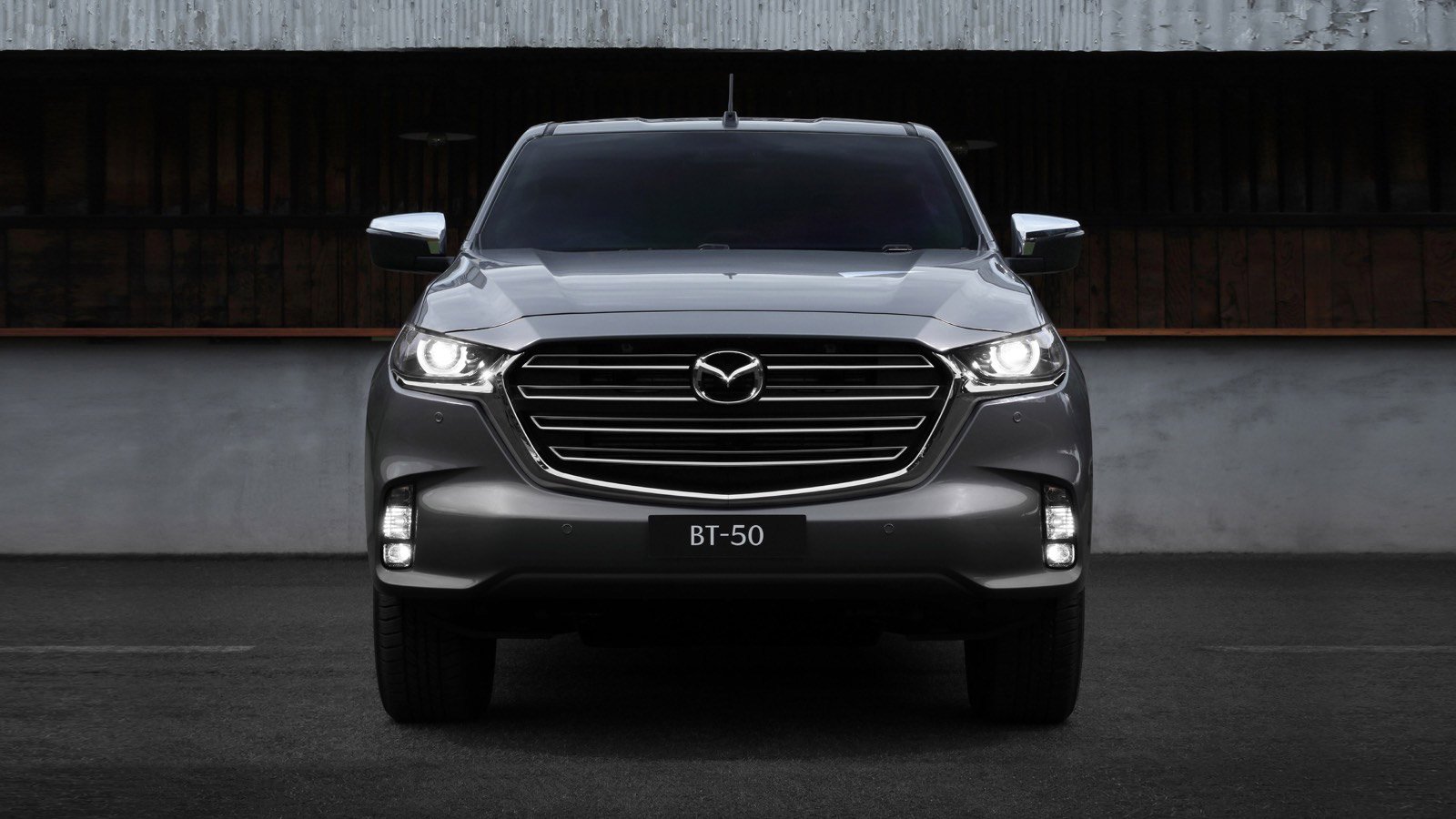 BT-50 PACKED WITH TECHNOLOGY