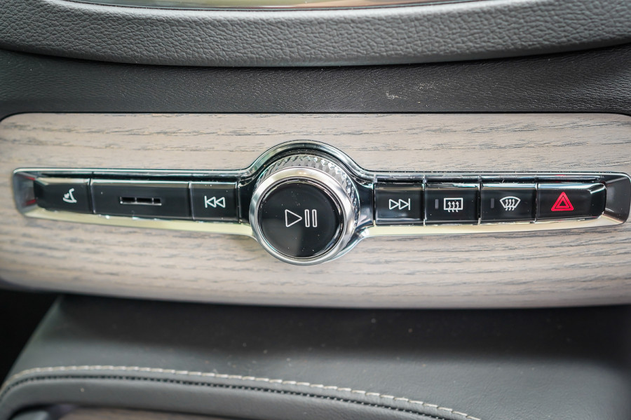 2024 MY25 Volvo XC90 L Series Ultra T8 Plug-In Hybrid SUV Image 26