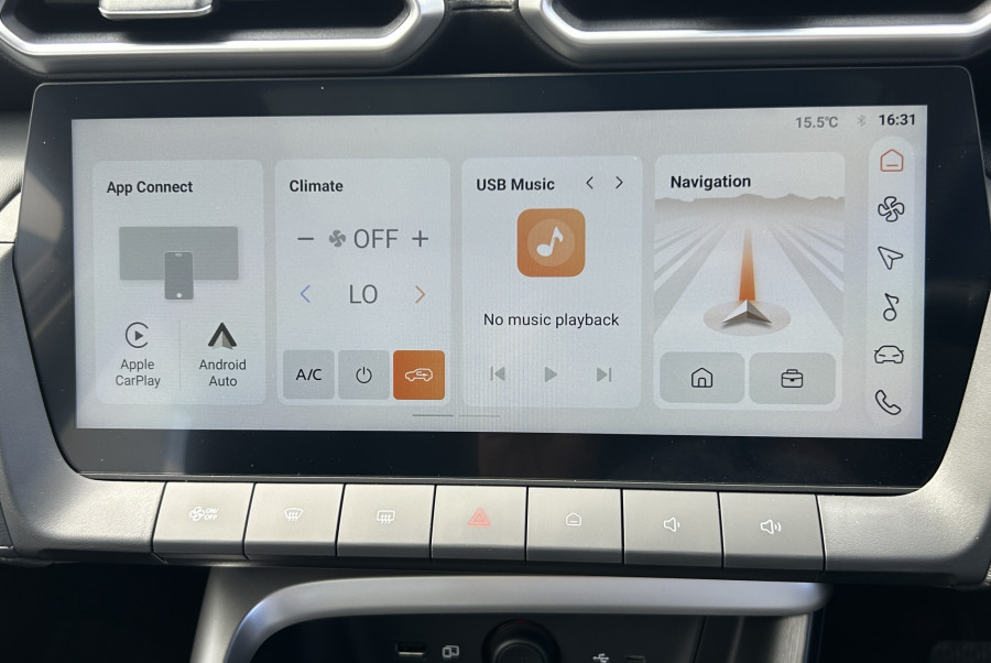 2025 MG ZS Essence SUV Image 16