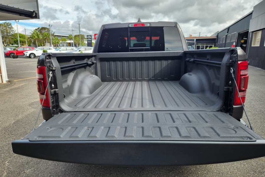 2023 Ram 1500 DT Laramie Ute Image 7