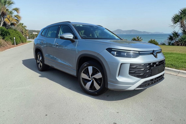 2025 Volkswagen Tayron R4 110TSI Life SUV Image 1