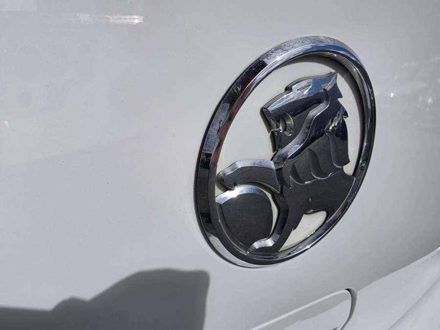 2012 MY13 Holden Cruze JH Series II CD Hatch Image 13