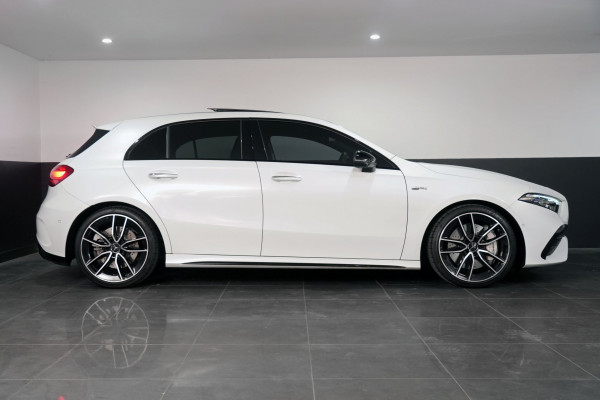 2023 Mercedes-Benz A-Class AMG A35 Hatch Image 4