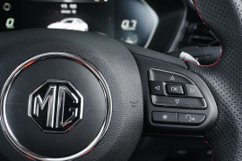 2024 MG MG5 AP32 Essence Sedan