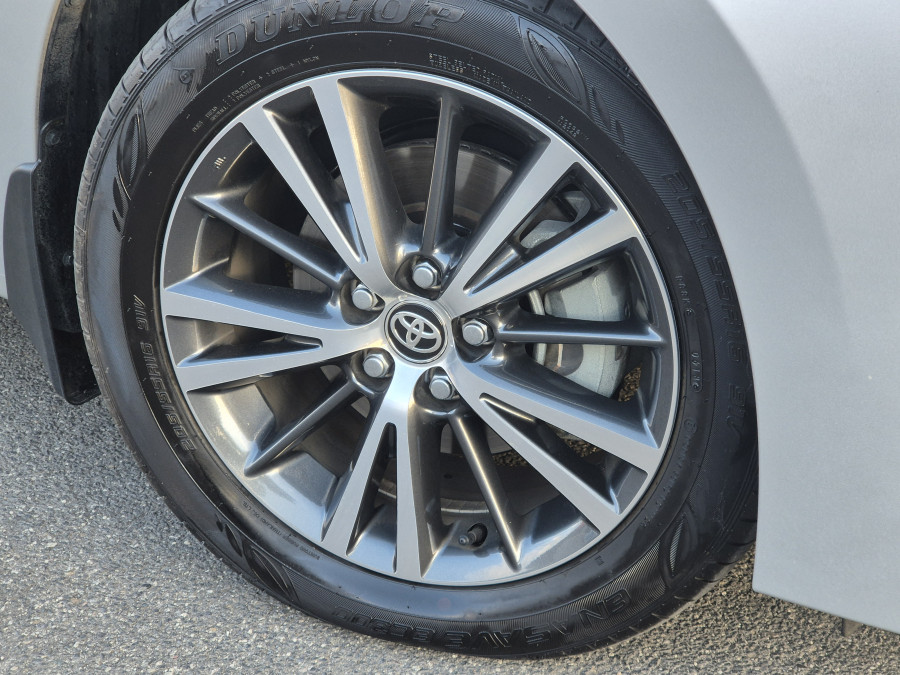 2018 Toyota Corolla ZRE172R ZR Sedan Image 2