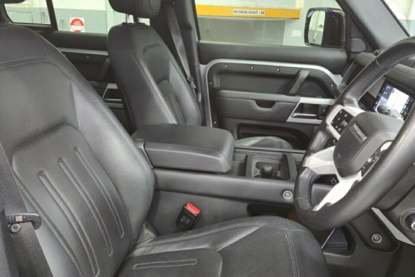 2020 Land Rover Defender L663 HSE SUV Image 16