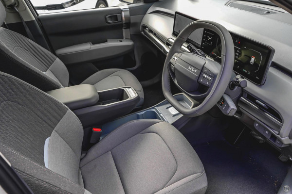 2026 MY27 Kia EV3 SV Air Long Range SUV Image 7
