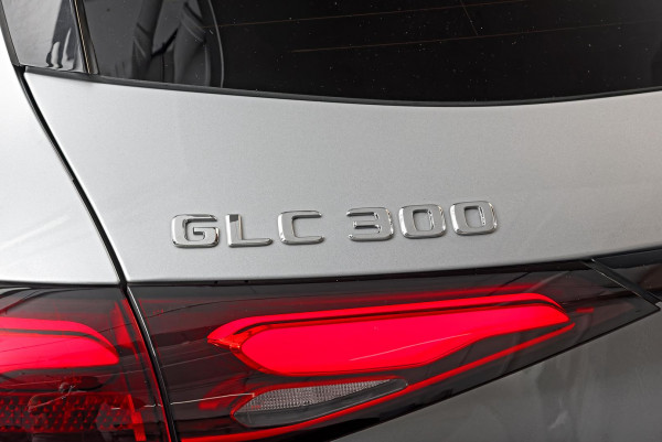 2023 Mercedes-Benz GLC-Class X254 GLC300 SUV image 19
