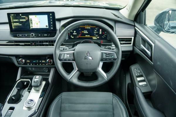 2025 Mitsubishi Outlander ZM Aspire SUV Image 11