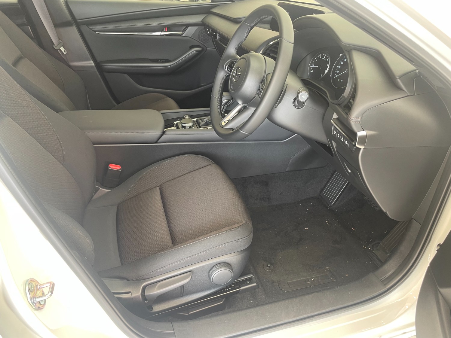 2024 Mazda 3 BP G20 Evolve Hatch Image 10