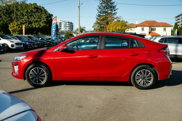 2021 MY22 Hyundai IONIQ AE.V4 Electric Elite Coupe Image 4