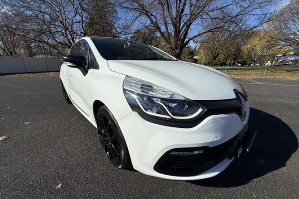 2016 Renault Clio R.S. IV B98 R.S. 200 Sport Hatch Image 1