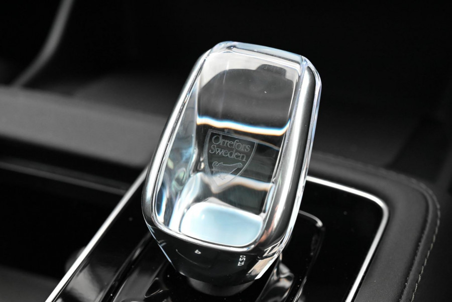 2025 MY26 Volvo XC90 L Series Plus B5 Bright SUV Image 19