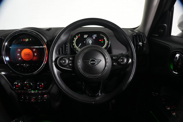 2021 MINI Countryman C Classic SUV image 14