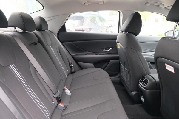 2026 Hyundai i30 CN7.V4 Hybrid Sedan Image 9