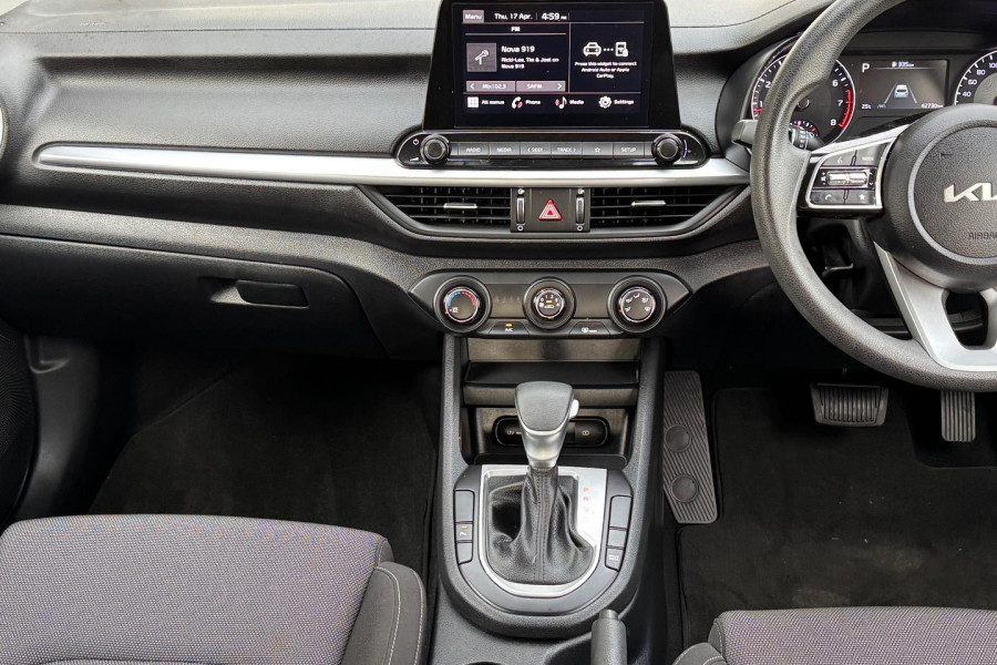 2021 MY1  Kia Cerato BD Sport Hatch Image 14
