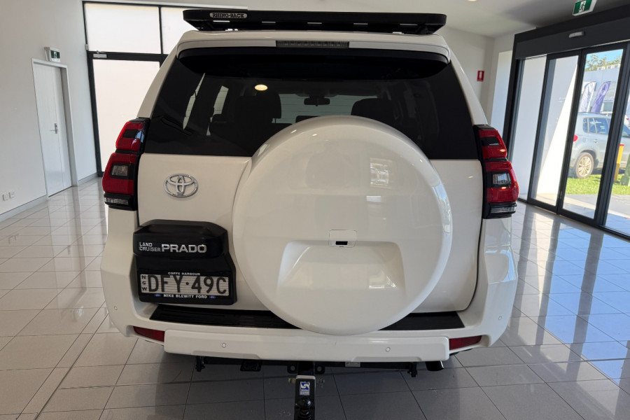2018 Toyota LandCruiser Prado GDJ150R GXL SUV Image 8
