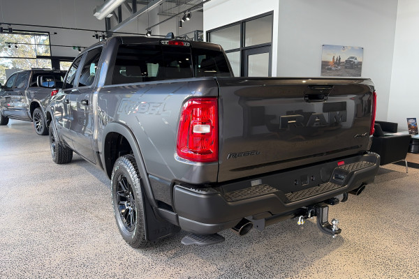2025 Ram 1500 DT6X9821W.26 2026 Ute Image 3