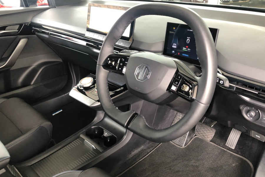 2023 MG MG4 Essence 64kwh EV Hatch Image 9