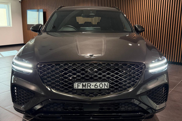 2024 Genesis GV70 JK.V2 3.5T AWD Sport SUV Image 3
