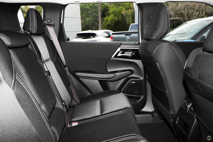 2026 Mitsubishi Outlander ZM ES SUV Image 7