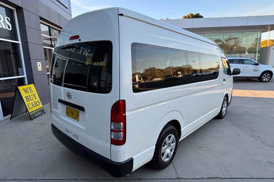 2015 Toyota HiAce TRH223R Commuter Bus Image 22