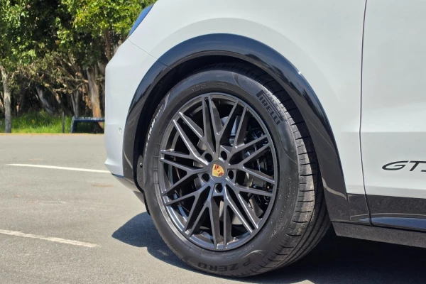 2024 Porsche Cayenne E3 II Tw.Turbo GTS Coupe Image 13