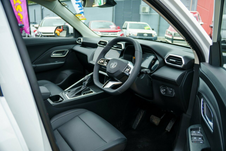 2025 MG ZS ZS32 Essence SUV Image 16