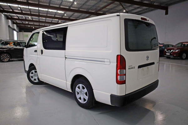 2014 Toyota HiAce KDH LWB Van Van Image 2