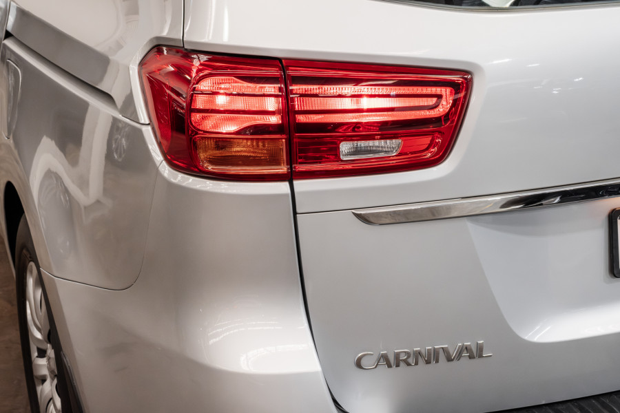 2018 MY19 Kia Carnival YP S Van
