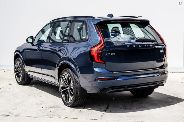 2025 MY26 Volvo XC90 L Series Ultra B5 Dark SUV Image 5