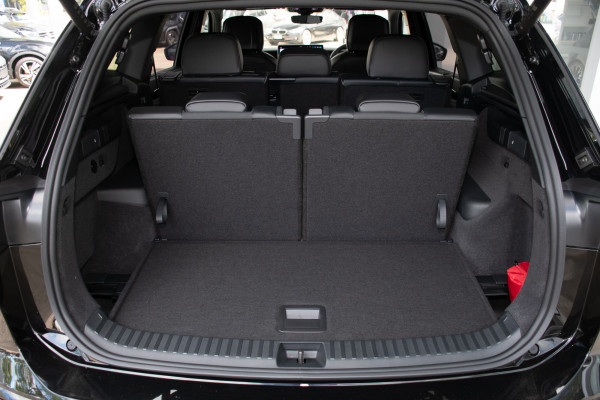2025 MY26 Volkswagen Tayron R4 195TSI R-Line SUV image 22